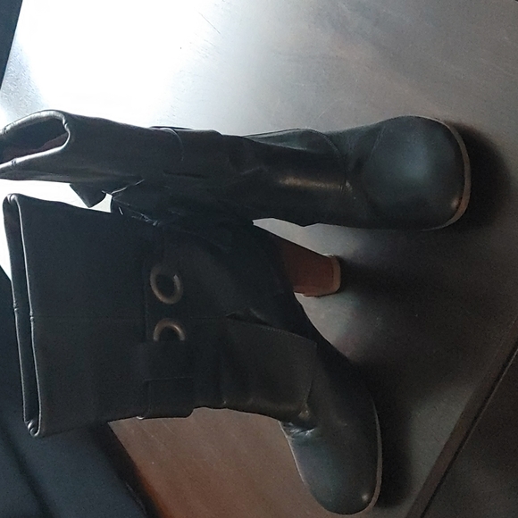 John Fluevog Shoes - Fluevog boots Black size 8